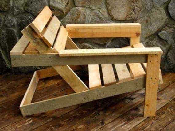 pallet-adirondack-chair