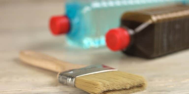 Mineral Spirits vs Paint Thinner: Which is Better for Your Painting Project?