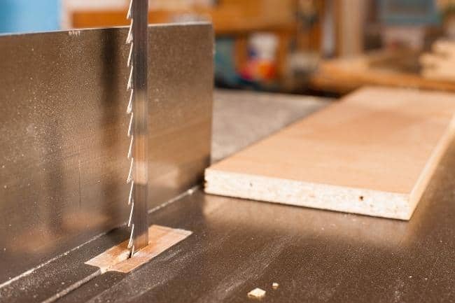 How to Make Straight Cuts with a Band Saw: Quick Tutorial for Beginner Woodworkers and Crafters