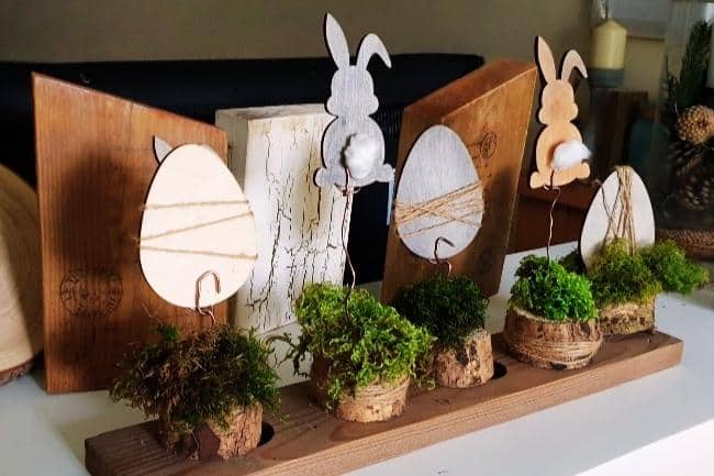 Last-Minute DIY Easter Decor Display: Create a Natural and Rustic Charm with This Simple Decorating Idea!